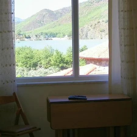 Twinstone Ferienhaus *